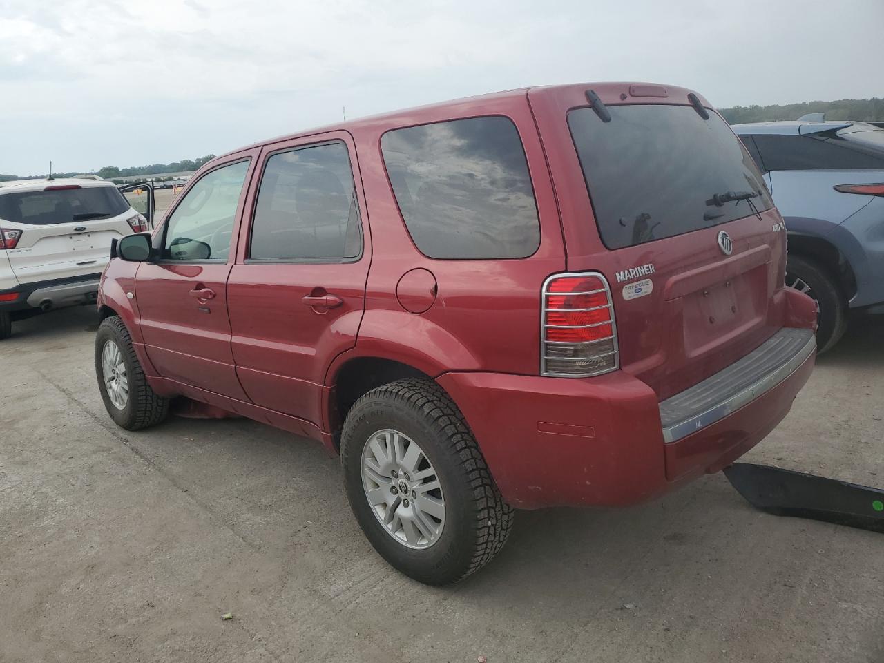Mercury Mariner Image 6