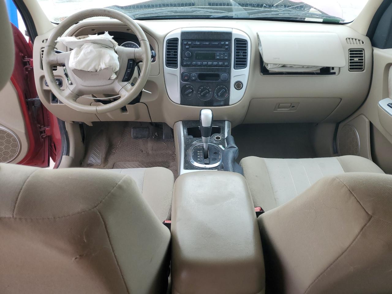 Mercury Mariner Image 11